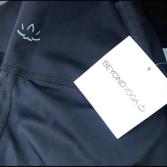 Beyond Yoga High-Waisted mesh ankle O ring legging - Picture 9 of 16